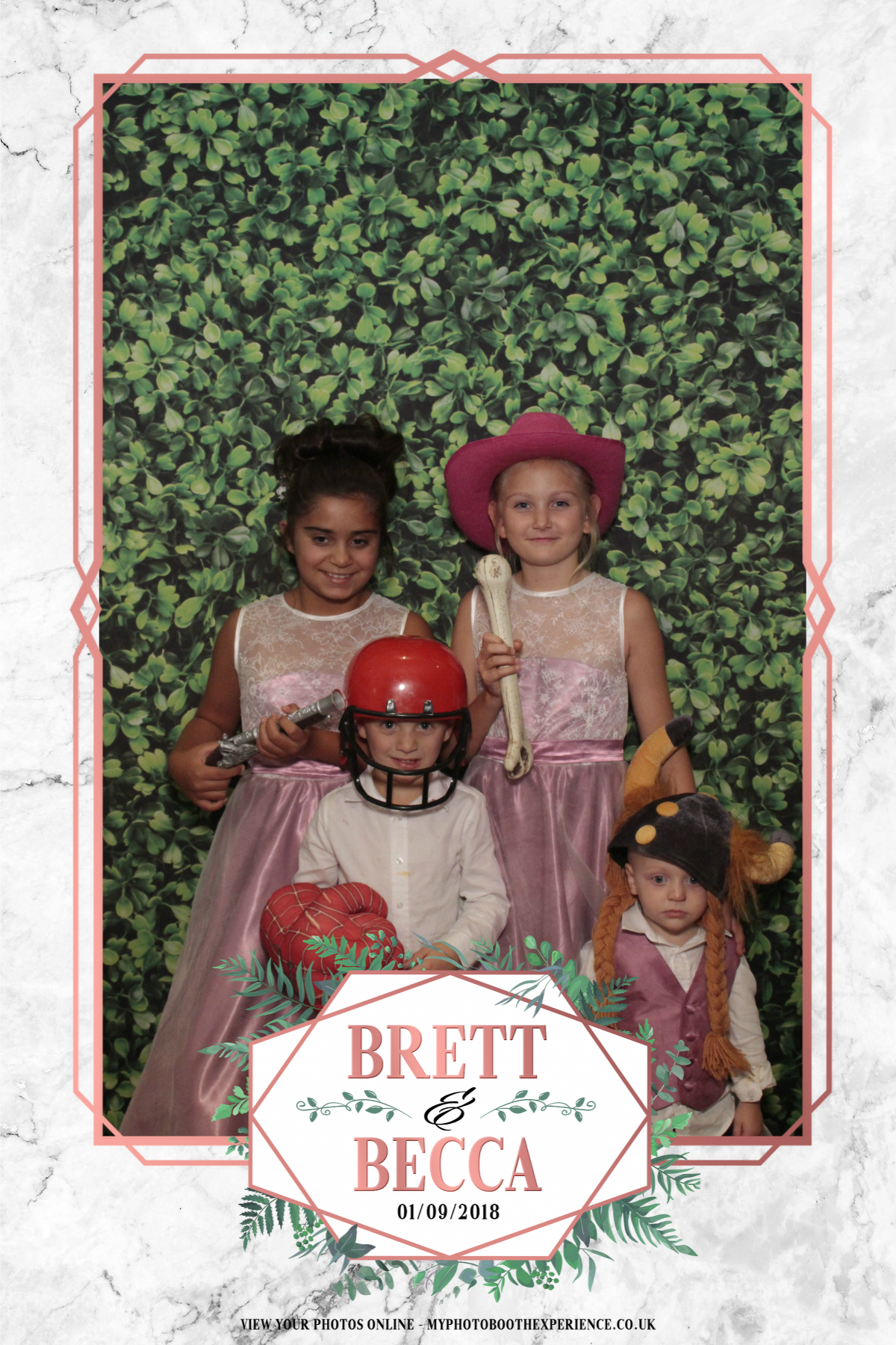 Brett & Becca's Wedding | View more photos from the event at gallery.myphotoboothexperience.co.uk/u/MyPhotoBoothExperienceLtd/Brett-Beccas-Wedding